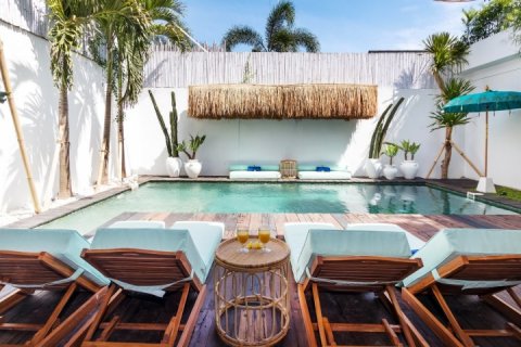 Вилла с 4 спальнями в Seminyak, Бадунг, Индонезия № 1108 2