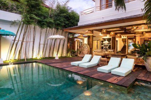 Вилла с 4 спальнями в Seminyak, Бадунг, Индонезия № 1108 4