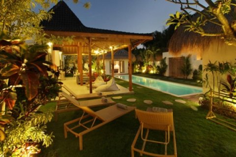 4 bedrooms Villa in Seminyak, Badung, Indonesia No. 1112 8