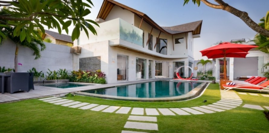 3 bedrooms Villa in Seminyak, Badung, Indonesia No. 1109