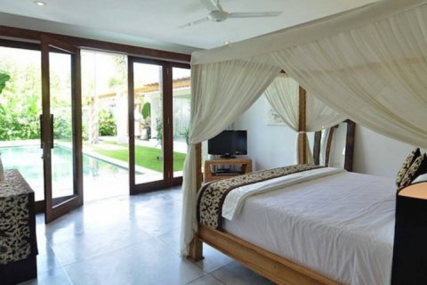 Вилла с 3 спальнями в Seminyak, Бадунг, Индонезия № 1207 20