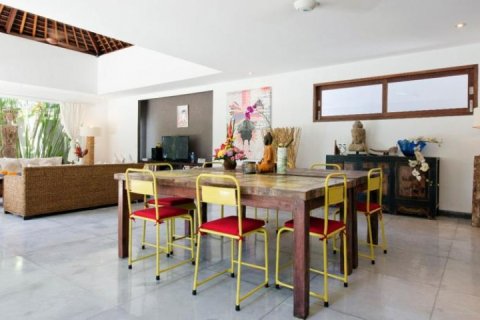 Вилла с 3 спальнями в Seminyak, Бадунг, Индонезия № 1207 6