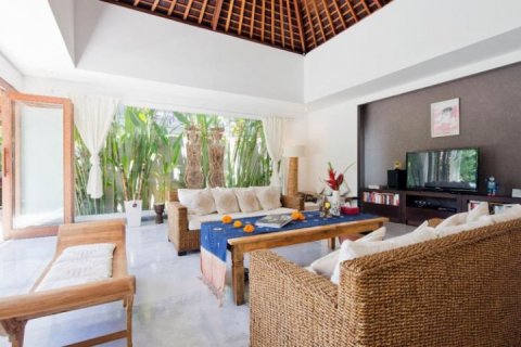 Вилла с 3 спальнями в Seminyak, Бадунг, Индонезия № 1207 7