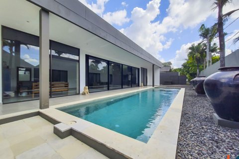 4 bedrooms Villa in Badung, Indonesia No. 10996 6