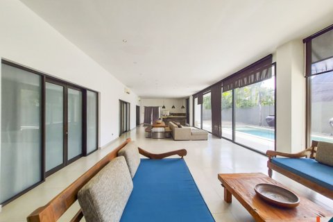 4 bedrooms Villa in Badung, Indonesia No. 10996 12