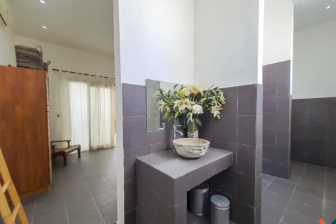 4 bedrooms Villa in Badung, Indonesia No. 10996 24