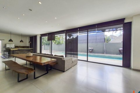 4 bedrooms Villa in Badung, Indonesia No. 10996 14