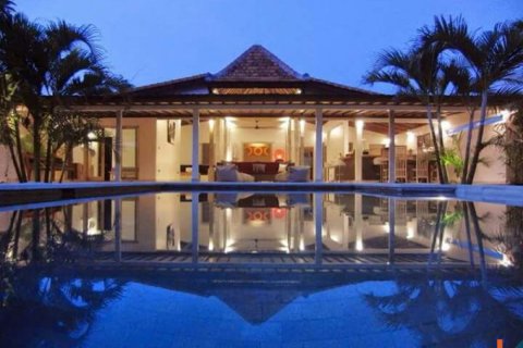 3 bedrooms Villa in Tabanan, Indonesia No. 11506