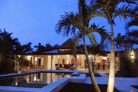 3 bedrooms Villa in Tabanan, Indonesia No. 11506 19