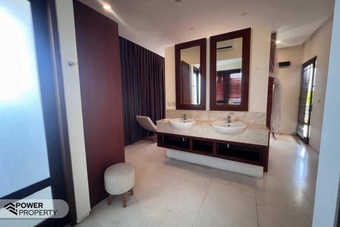 Вилла с 4 спальнями в Canggu, Бадунг, Индонезия № 9029 11