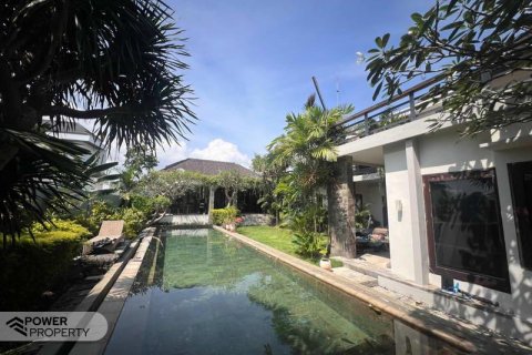 4 bedrooms Villa in Canggu, Badung, Indonesia No. 9029