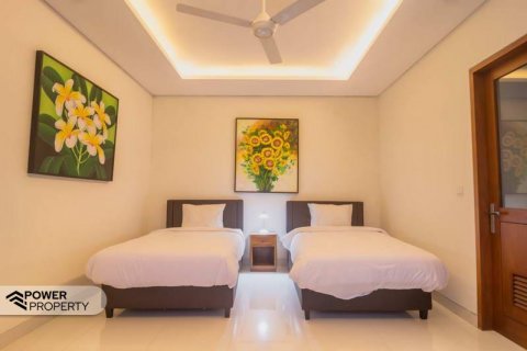 3 bedrooms Villa in Benoa, Badung, Indonesia No. 9030 10