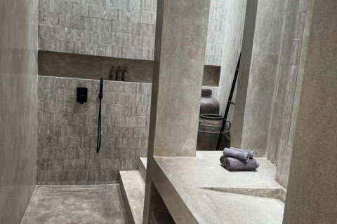 3 bedrooms Villa in Kerobokan, Badung, Indonesia No. 8954 10