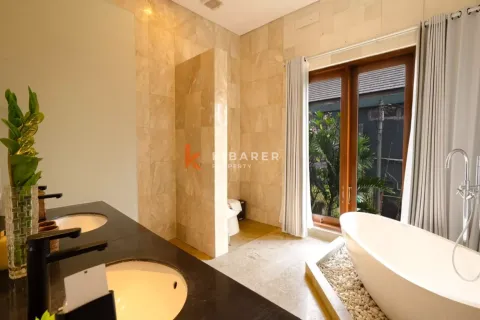 3 bedrooms Villa in Tibubeneng, Badung, Indonesia No. 12361 18