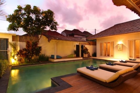 Вилла с 4 спальнями в Seminyak, Бадунг, Индонезия № 1592 6