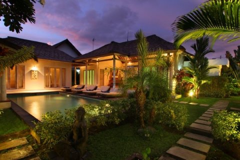 Вилла с 4 спальнями в Seminyak, Бадунг, Индонезия № 1592 4
