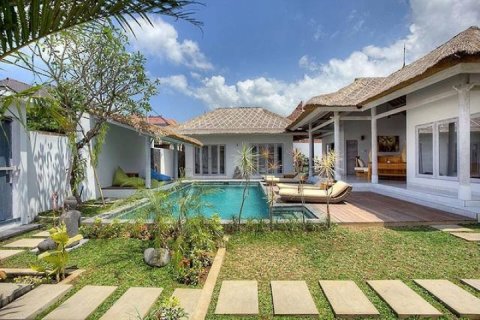 Вилла с 4 спальнями в Seminyak, Бадунг, Индонезия № 1592 13