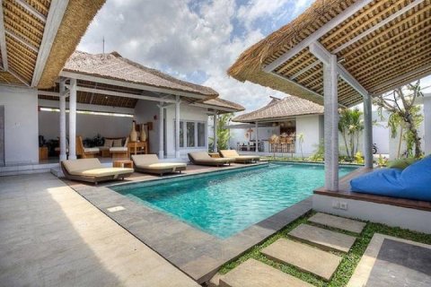 Вилла с 4 спальнями в Seminyak, Бадунг, Индонезия № 1592 15