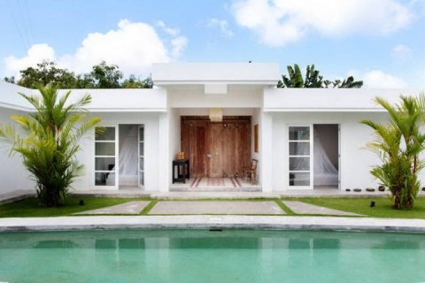 4 bedrooms Villa in Seminyak, Badung, Indonesia No. 1591 9