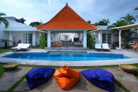 Вилла с 4 спальнями в Seminyak, Бадунг, Индонезия № 1591