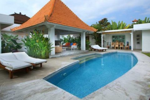 4 bedrooms Villa in Seminyak, Badung, Indonesia No. 1591 8