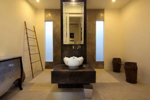 4 bedrooms Villa in Seminyak, Badung, Indonesia No. 1591 14