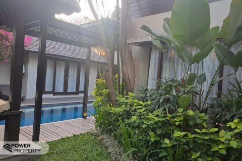 Вилла с 3 спальнями в Seminyak, Бадунг, Индонезия № 8314 2