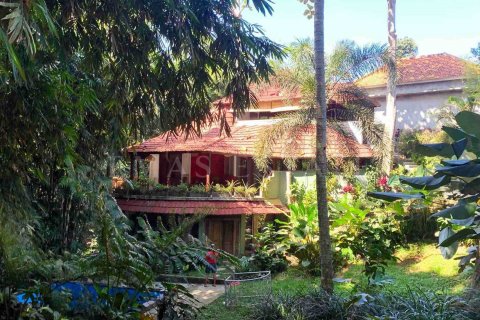 4 bedrooms Villa in Gianyar, Indonesia No. 1842