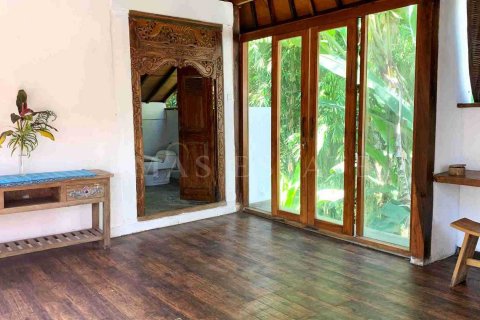 4 bedrooms Villa in Gianyar, Indonesia No. 1842 8