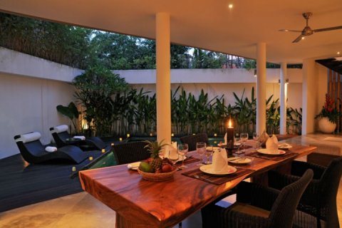 2 bedrooms Villa in Seminyak, Badung, Indonesia No. 1418 10