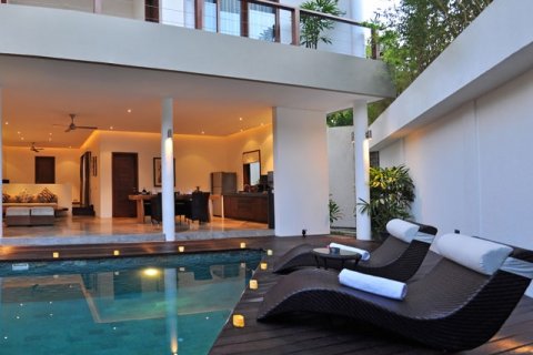 2 bedrooms Villa in Seminyak, Badung, Indonesia No. 1418 2