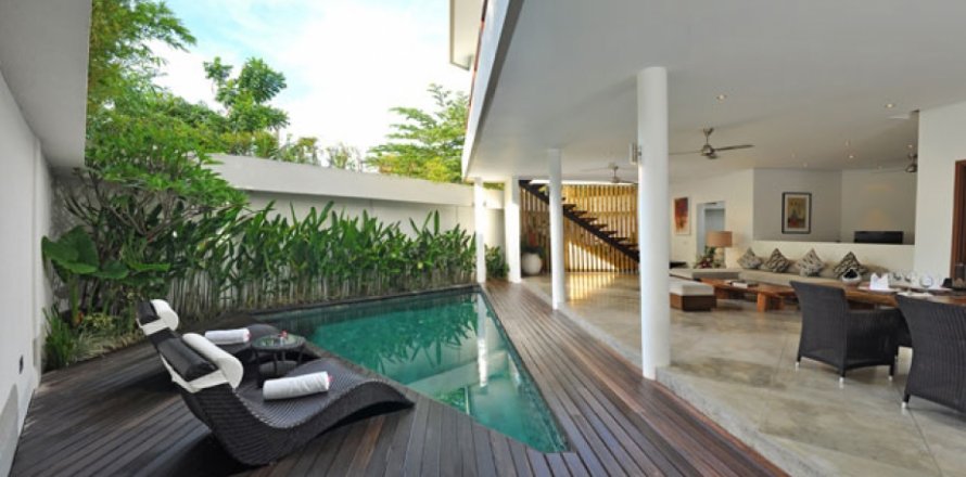 2 bedrooms Villa in Seminyak, Badung, Indonesia No. 1418