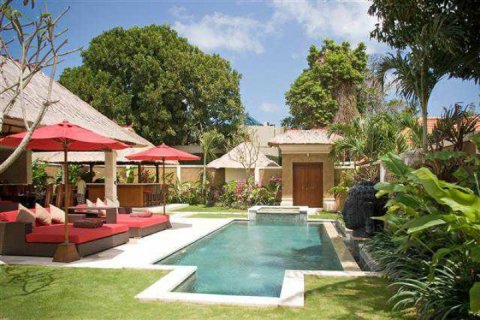 3 bedrooms Villa in Seminyak, Badung, Indonesia No. 1045