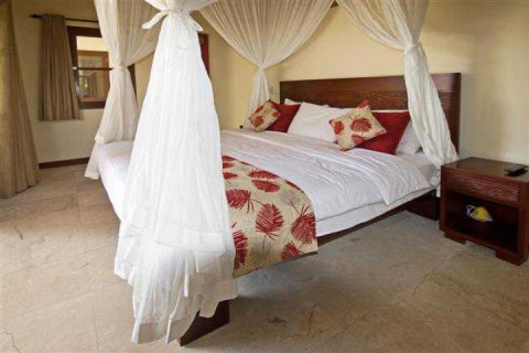 3 bedrooms Villa in Seminyak, Badung, Indonesia No. 1045 13