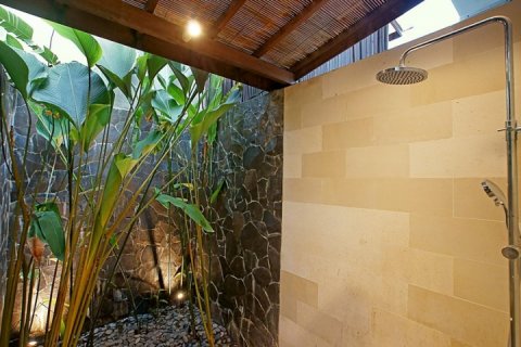 4 bedrooms Villa in Seminyak, Badung, Indonesia No. 1048 29