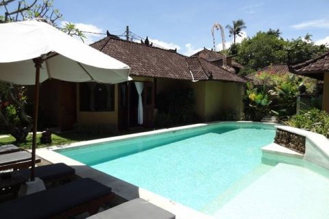 3 bedrooms Villa in Seminyak, Badung, Indonesia No. 1046 13