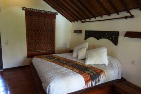 3 bedrooms Villa in Seminyak, Badung, Indonesia No. 1046 21