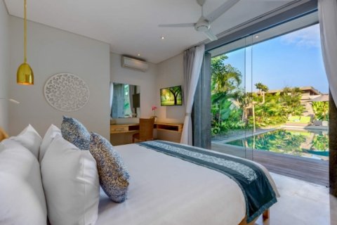 Вилла с 4 спальнями в Seminyak, Бадунг, Индонезия № 1051 15