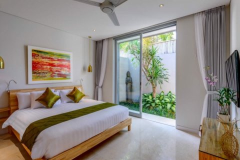 Вилла с 4 спальнями в Seminyak, Бадунг, Индонезия № 1051 14