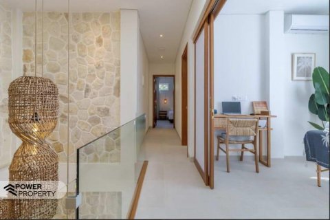 Вилла с 3 спальнями в Seminyak, Бадунг, Индонезия № 13580 18