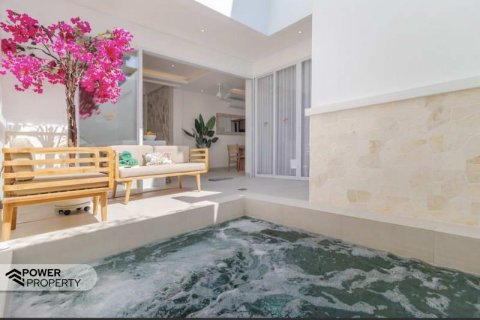 3 bedrooms Villa in Seminyak, Badung, Indonesia No. 13580