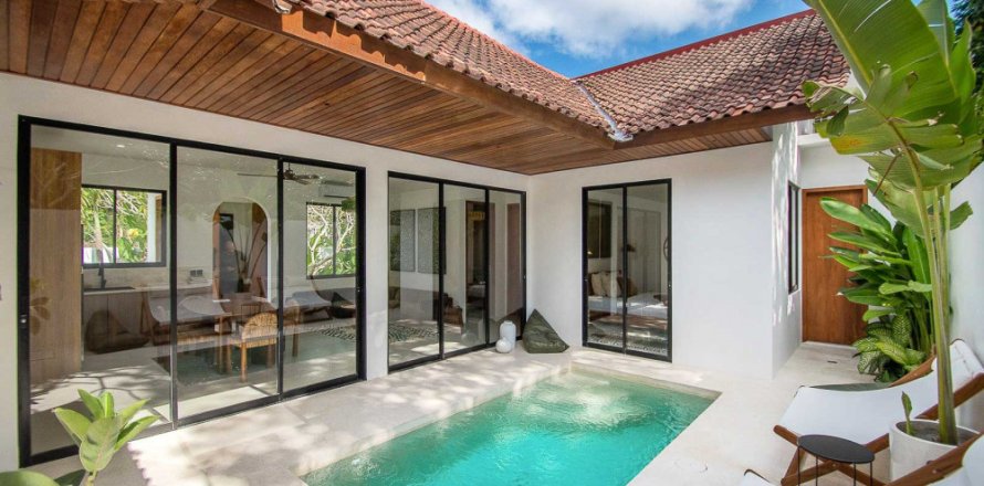 4 bedrooms Villa in Pecatu, Badung, Indonesia No. 10786