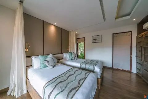 4 bedrooms Villa in Seminyak, Badung, Indonesia No. 10788 14