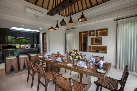 4 bedrooms Villa in Seminyak, Badung, Indonesia No. 10788 11