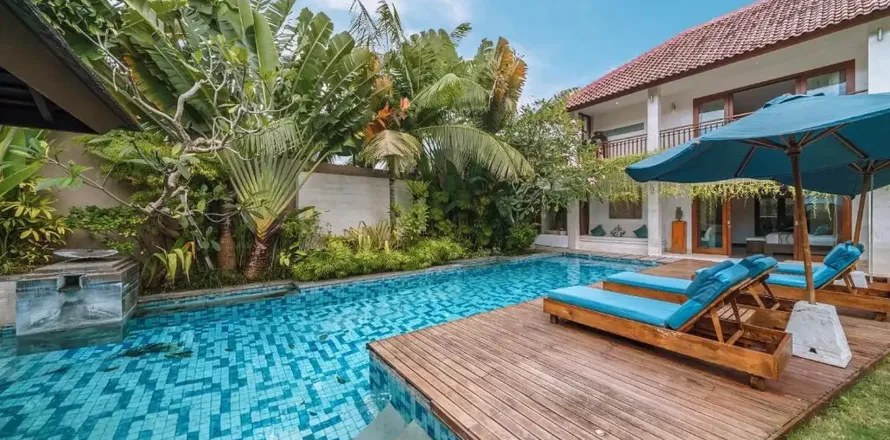4 bedrooms Villa in Seminyak, Badung, Indonesia No. 10788