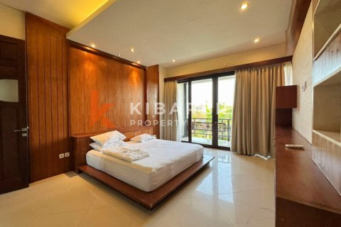 Вилла с 3 спальнями в Легиан, Kuta, Бадунг, Индонезия № 12423 13