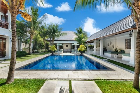 Вилла с 11 спальнями в Seminyak, Бадунг, Индонезия № 610