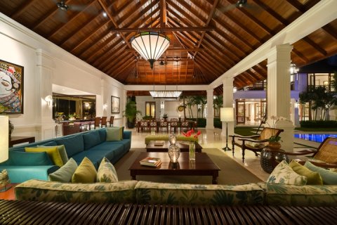Вилла с 11 спальнями в Seminyak, Бадунг, Индонезия № 610 14
