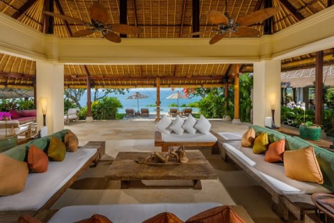 5 bedrooms Villa in South Kuta, Badung, Indonesia No. 608 9