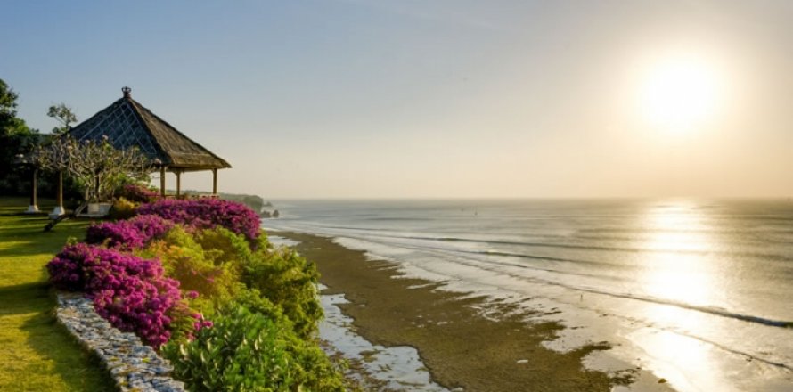 5 bedrooms Villa in South Kuta, Badung, Indonesia No. 608